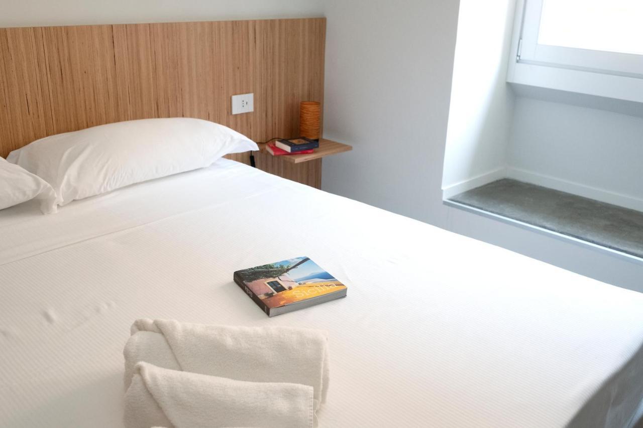 Sognalibro Bed And Books Bed & Breakfast Ragusa Exterior photo